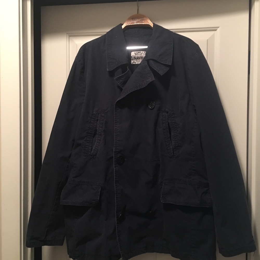 Men’s Old Navy Peacoat Size XL. Navy blue.
